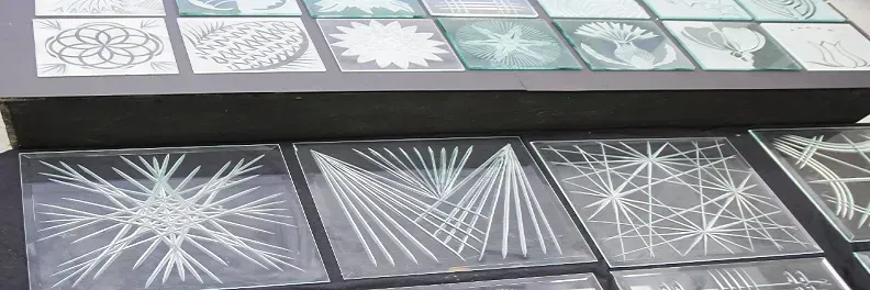лазерная гравировка стекла