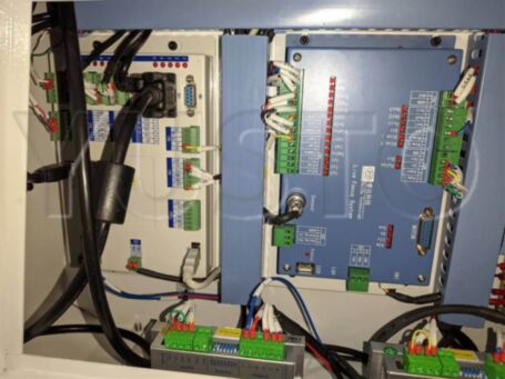 Лазерный станок CO2 KAMACH 1390 ZET для металлов