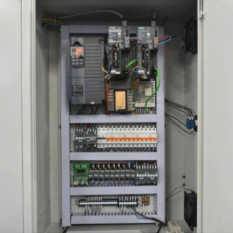 Токарный станок по металлу ЧПУ с прямой станиной MetalTec CK 36x750 