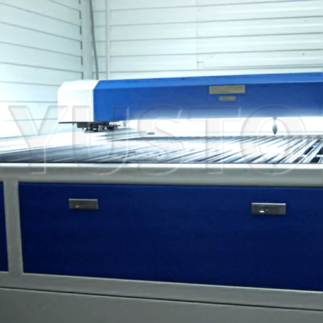 Широкоформатный лазерный станок CO2 KAMACH 1220 RFB