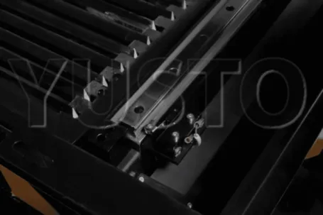 ЛАЗЕРНЫЙ СТАНОК RAYLOGIC LASERFLEX 2030