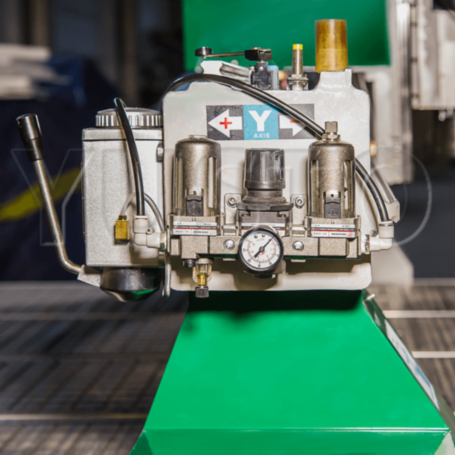 Фрезерный станок со сменой инструмента KAMACH 2030 ATC