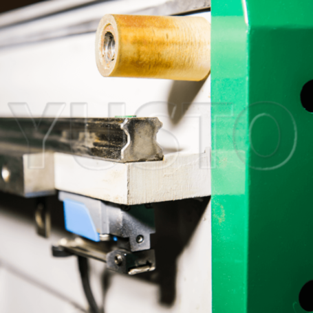 Фрезерный станок со сменой инструмента KAMACH 1530 ATC