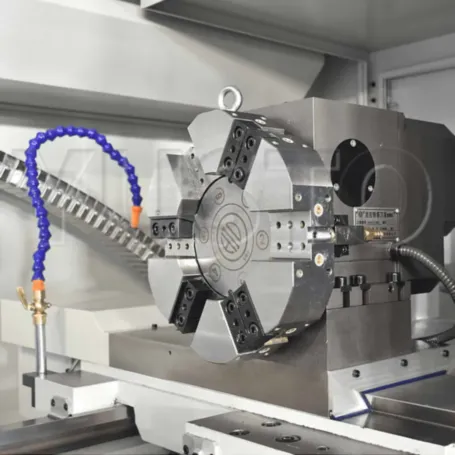 Токарный станок по металлу c ЧПУ с прямой станиной MetalTec CK 50x1000