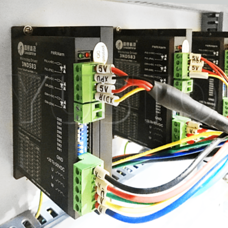 Настольный фрезерный станок ЧПУ KAMACH 6090T