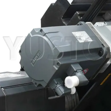 Токарный станок по металлу c ЧПУ с прямой станиной MetalTec CK 50x1000H для металлообработки