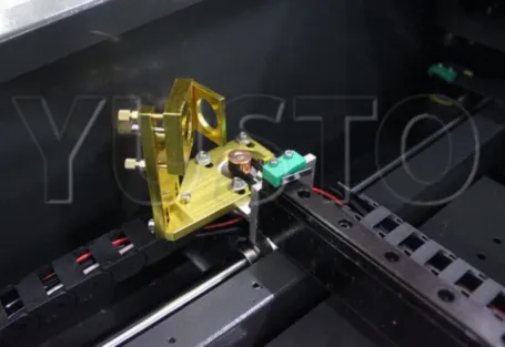 Настольный лазерный станок KAMACH 4040