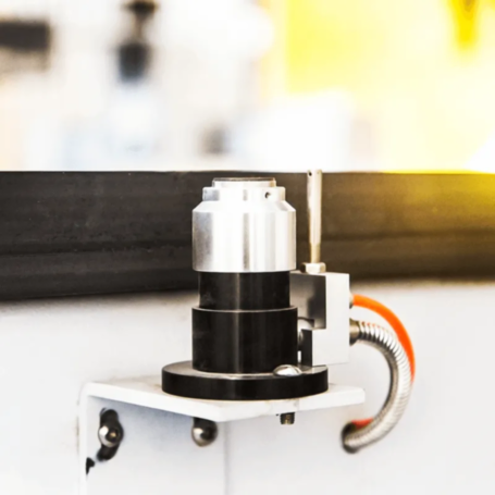 Деревообрабатывающий фрезерный станок со сменой инструмента VENO UC481-1325