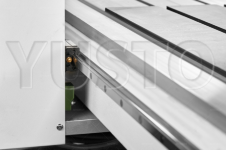 Настольный фрезерный станок ЧПУ ADVERCUT K6090T 2.2 кВт — компактный, мощный, для гаража и малого бизнеса