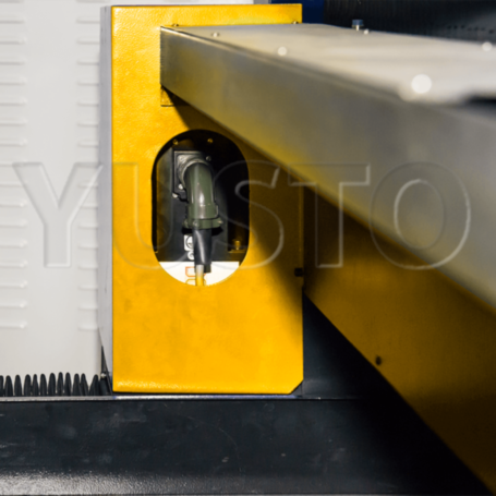 Лазерный станок для резки металла VENO TURBO FIBER 1530 1500 Вт