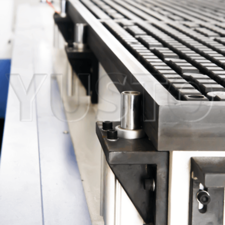 Деревообрабатывающий фрезерный станок со сменой инструмента VENO UC481-2030