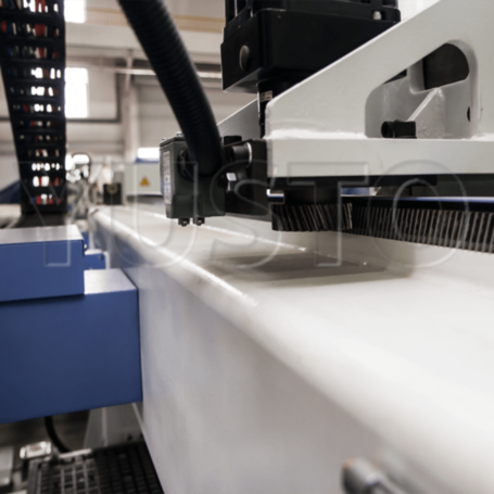 Фрезерный станок со сменой инструмента VENO UA481-1325-A4