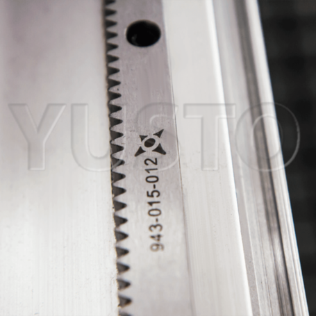 Трехшпиндельный четырехосевой фрезерный станок 6,0 кВт VENO K45MT1325-3-A4