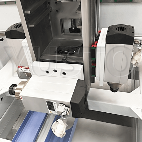 Трехшпиндельный четырехосевой фрезерный станок 6,0 кВт VENO K45MT1325-3-A4