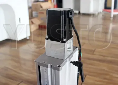 Лазерный маркер по металлу Kamach Fiber T450 с конвейерным столом